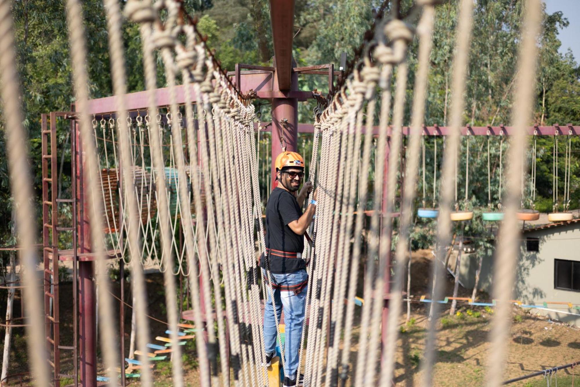 Vits Roccia Hill Resort And Adventure Park, Navapur Songadh Extérieur photo